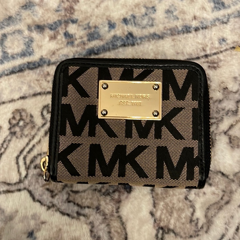 MK wallet